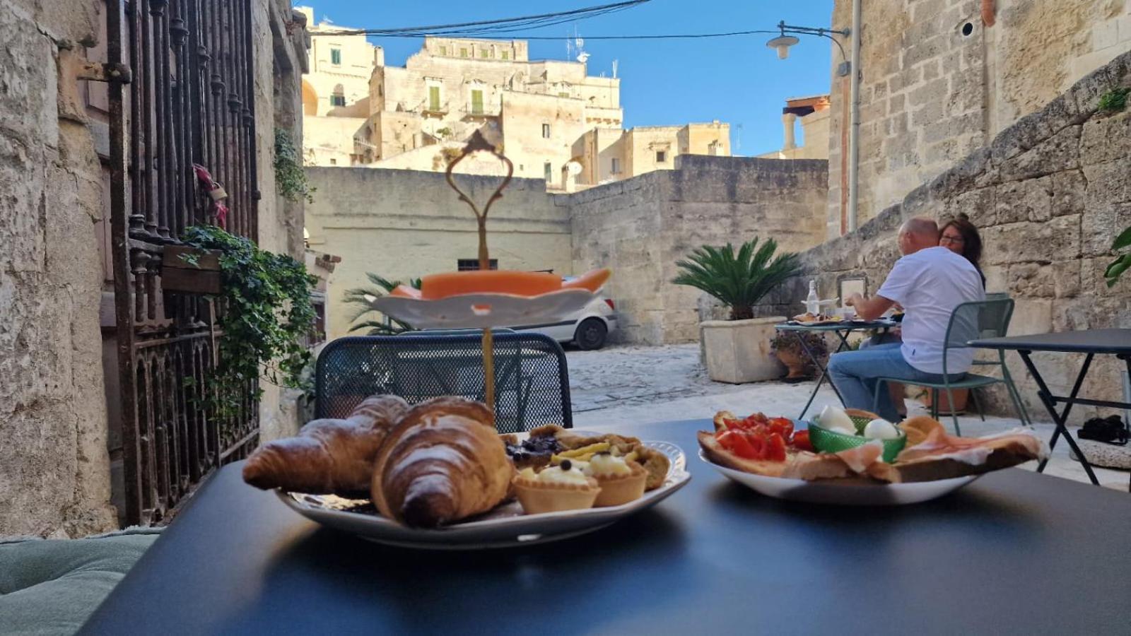 Endea Suite Rooms & Lounge Spa Matera Eksteriør billede