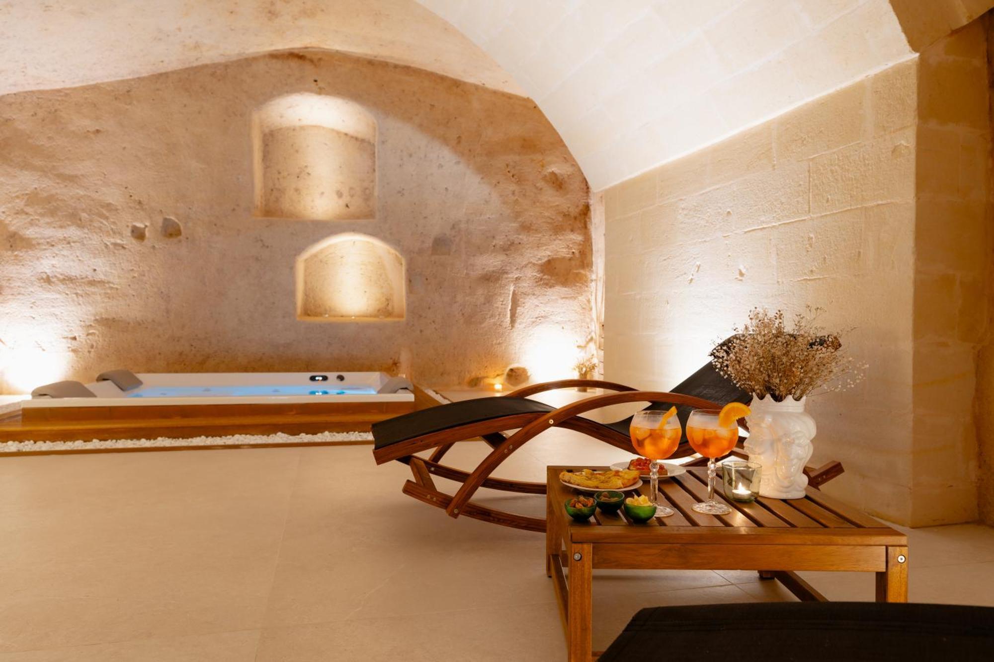 Endea Suite Rooms & Lounge Spa Matera Eksteriør billede